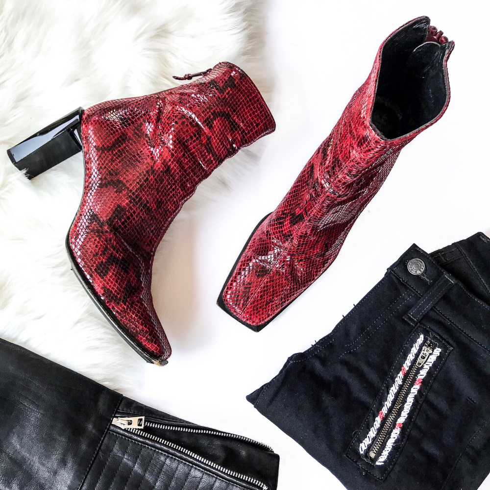 Stuart Weitzman Embossed Python Snakeskin Boots - Picture 1 of 8